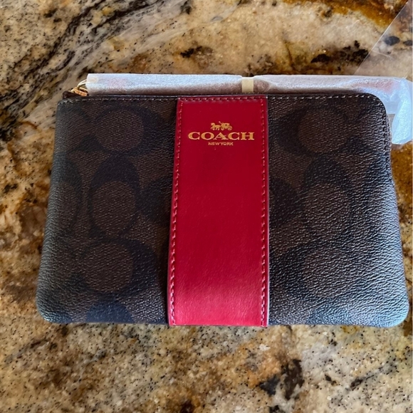 Coach Handbags - COACH Wristlet🛍 Chocolate Red NWT
